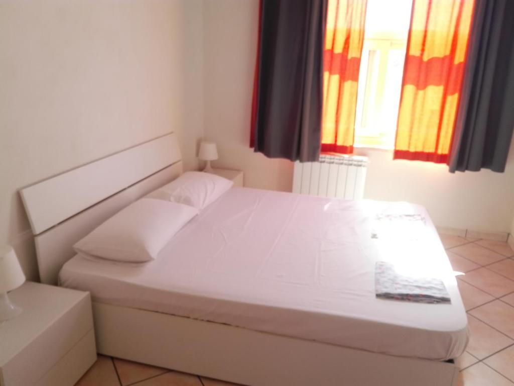 Full comfort flat west sicily room 4